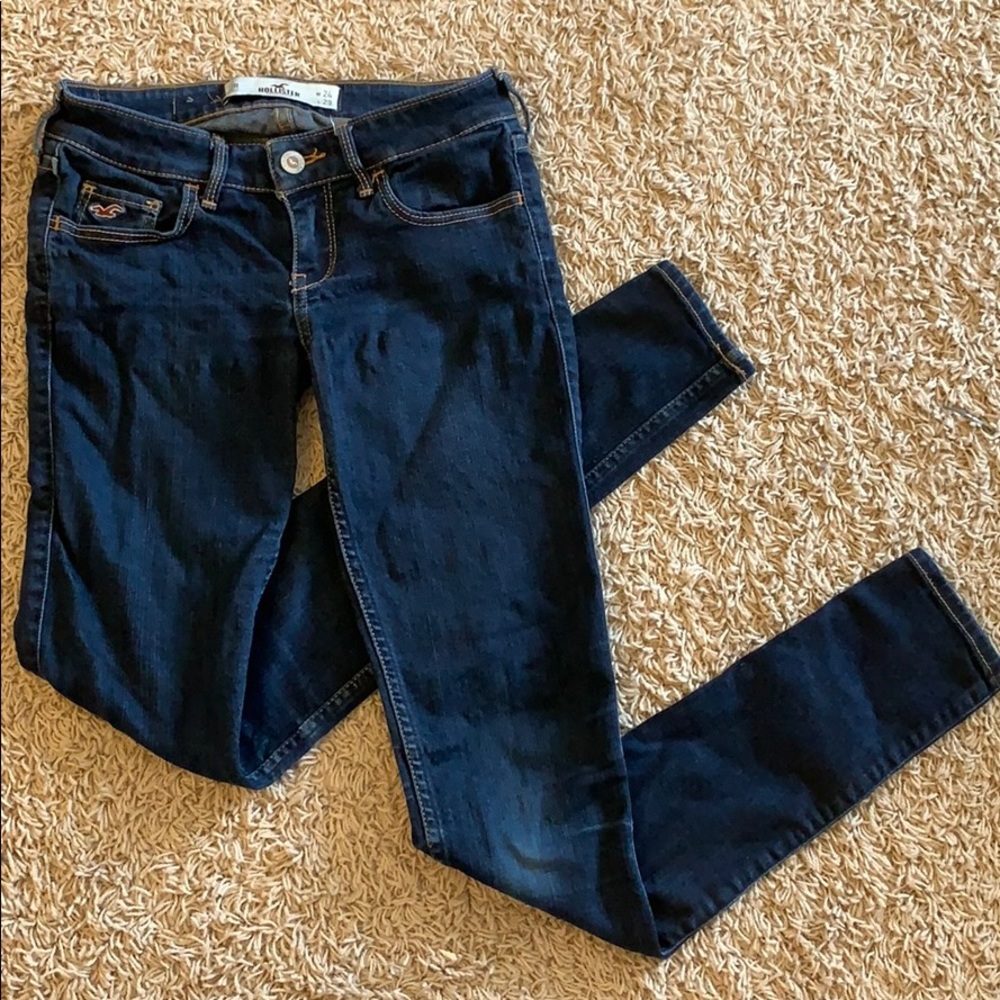 hollister dark wash skinny jeans